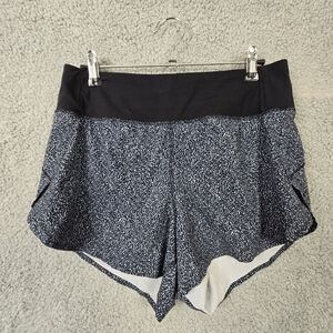 ATHLETA Run With It 3" Shorts Womens Sz XS Black Static Running Walking Gym